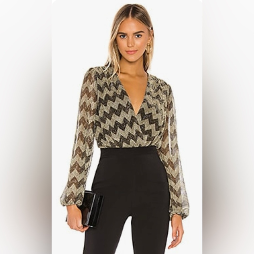 ASTR the Label PRIMADONNA TOP in Gold Chevron  worn 1x for Saints⚜️ playoff game